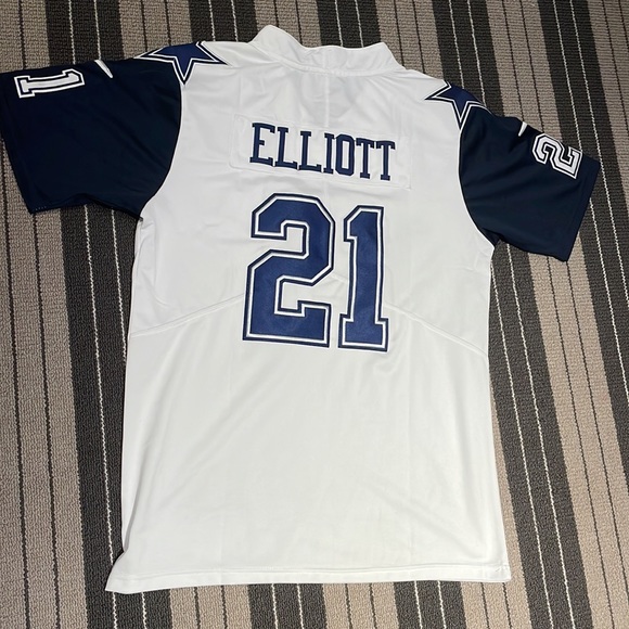 Ezekiel Elliot Stitched Jersey (Unworn Brand New) - Picture 3 of 3